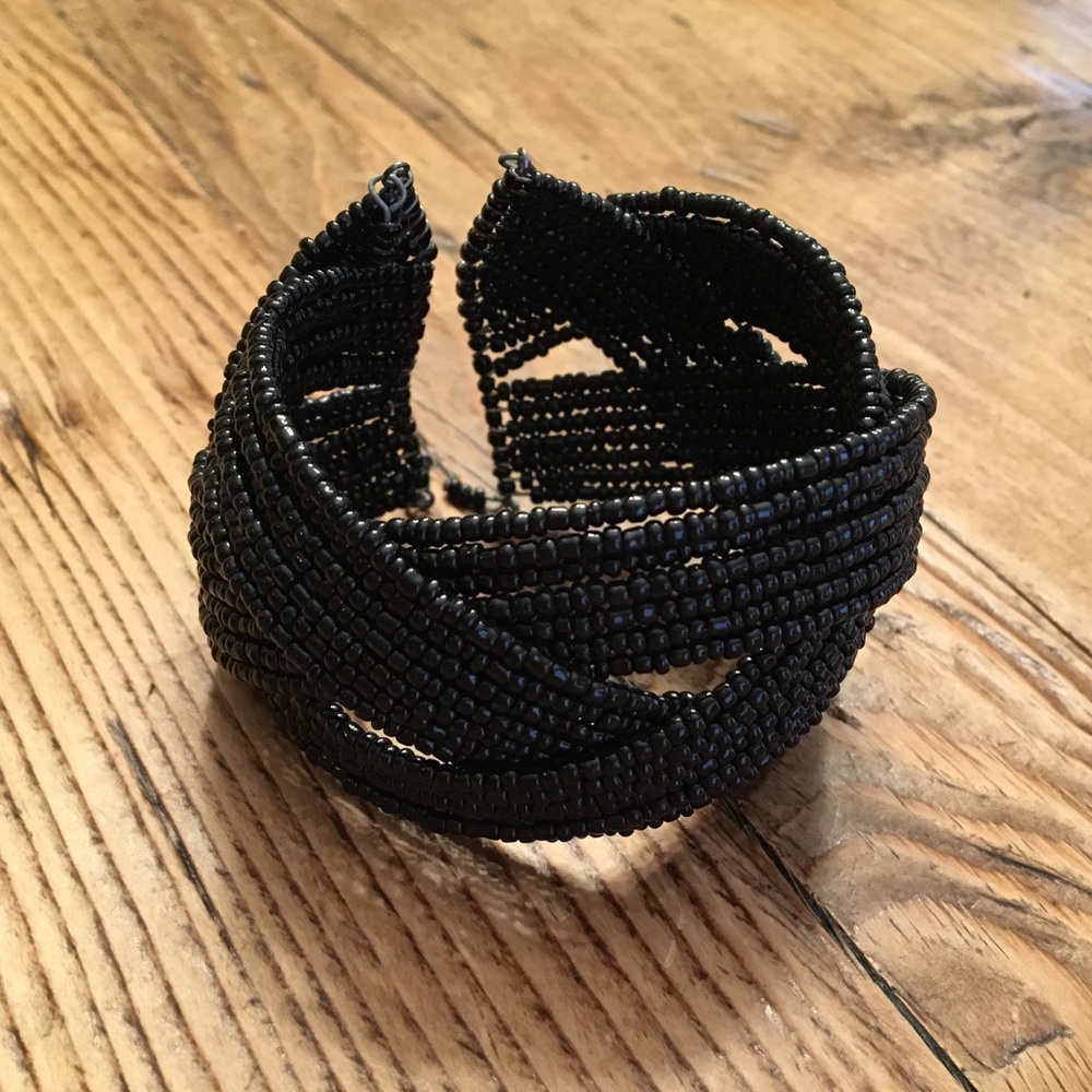 Express beaded bracelet